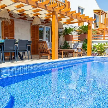 Blue, Lavanta, Villa